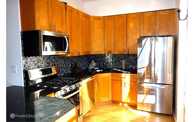 Rented by Douglas Elliman | media 40