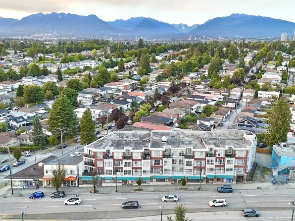 2973 Kingsway #102, Vancouver, BC V5R 5J4