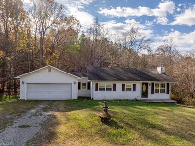 6528 Midway School Rd, Thomasville, NC, 27360