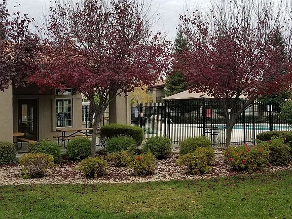 5th image of 4200 E Commerce Way Unit 1614