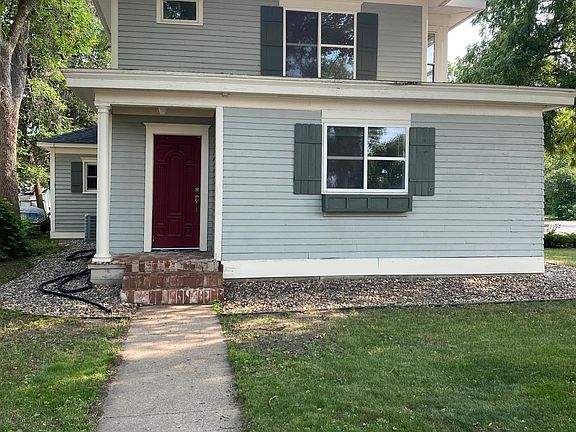 3rd image of 701 S Halvorson St