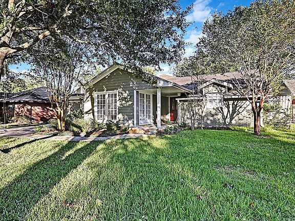 4th image of 10807 Oasis Dr