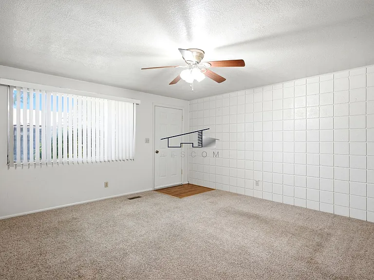 4850 S Duplex — Photo 6