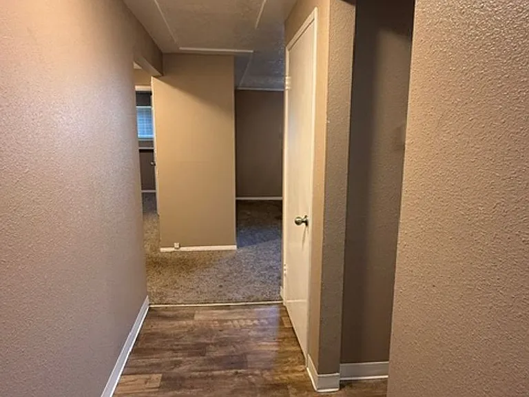 1122 Oakland St #C — Photo 5