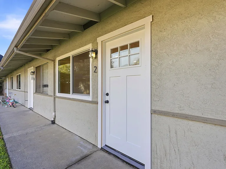 205 Alaska Ave #2 — Photo 11