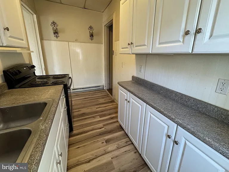 554 E High St #2 — Photo 3