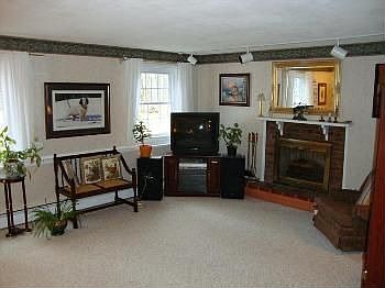 3rd image of 13060 Stanfield Dr