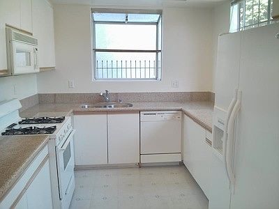 4th image of 11933 Goshen Ave APT 101