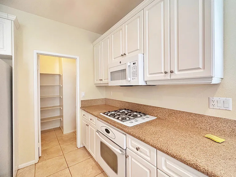 45767 Klamath Ct — Photo 13