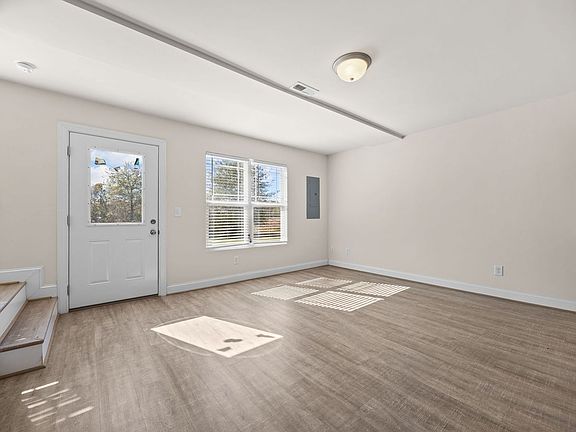 5th image of 103 River Stancil Dr