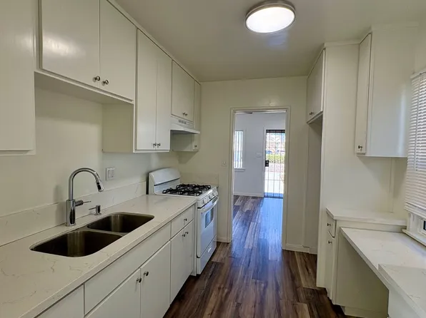 14902 S Inglewood Ave, Lawndale, CA 90260