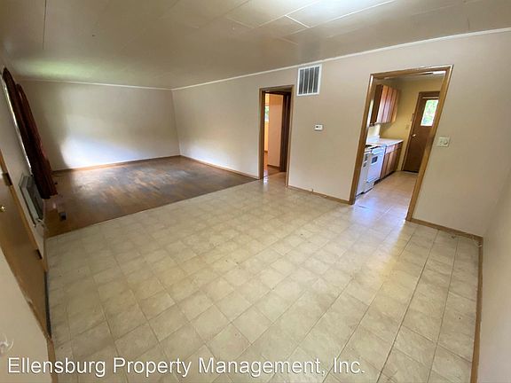2nd image of 1200 N Main St APT A