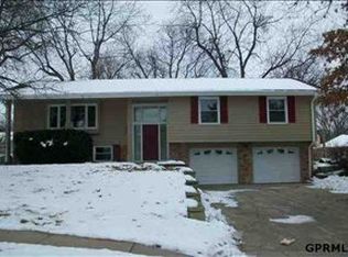 3705 S 119th St, Omaha, NE 68144