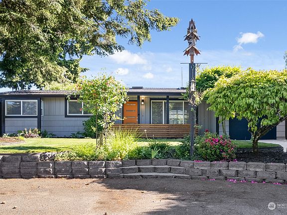 2nd image of 8510 84th Street SW
