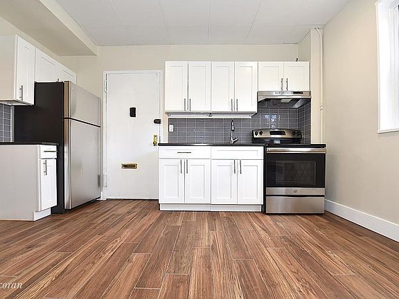 2nd image of 4750 59th St APT L1
