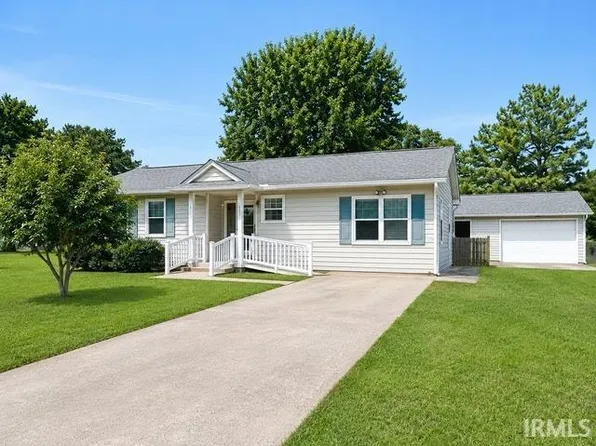 1300 N Byrd St, Mount Vernon, IN 47620