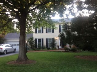 3216 Grassmere Ct, Herndon, VA 20171