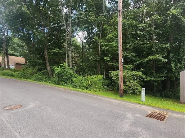 0 Crestwood Dr, Gardner, MA 01440