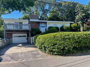 116 Shore Dr, Sound Beach, NY 11789