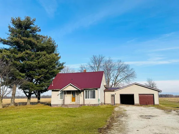 7447 E State Road 104 Rd, Walkerton, IN 46574