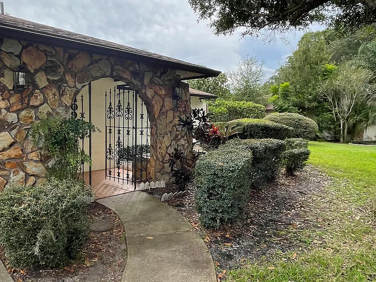 7409 Lake Forest Cir — Photo 56