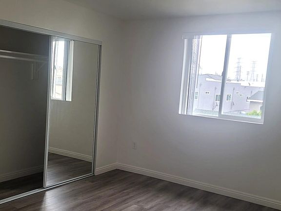 3rd image of 1621 W 204th St #1623