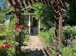 510 McCloud Ave, Mount Shasta, CA 96067