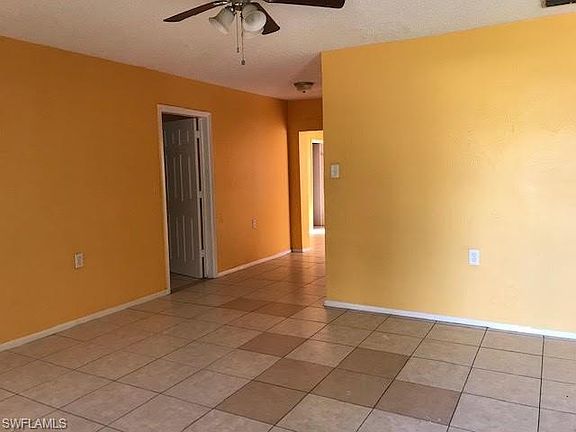 4th image of 923 Hyacinth St