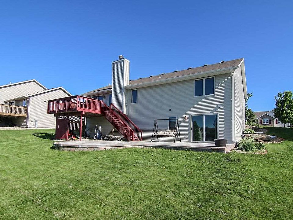 2nd image of 204 Megan Ln