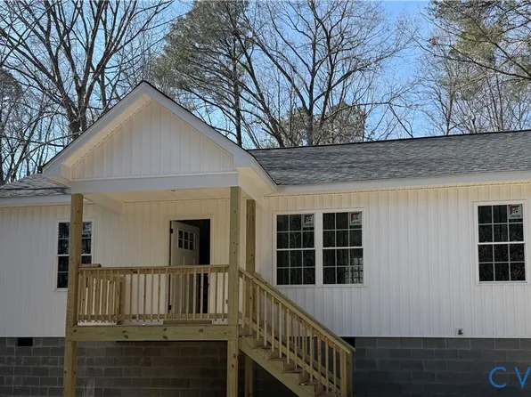 26428 Dejarnette Ln, Ruther Glen, VA 22546