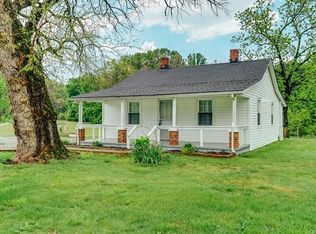 19304 Running Cedar Ln, Maidens, VA 23102