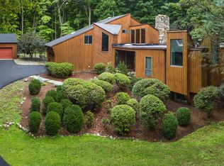 7 Stone Hollow Way, Armonk, NY 10504