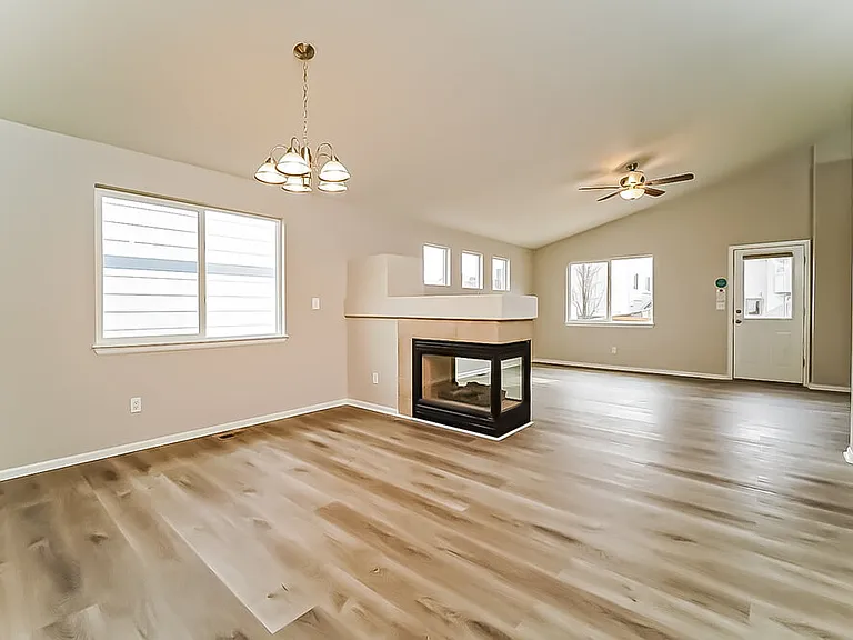18284 Michigan Creek Way — Photo 8