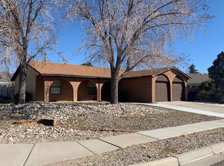 8620 Liberty Dr NE, Albuquerque, NM 87109