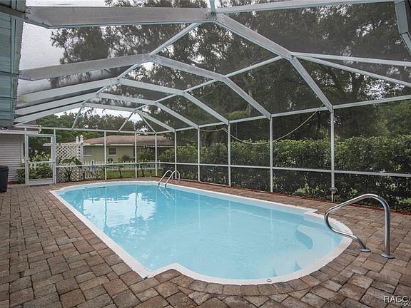 3rd image of 6233 W Pinedale Cir