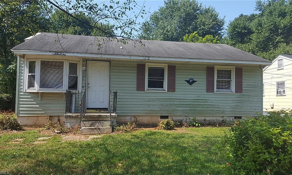 1st image of 709 Devon Dr