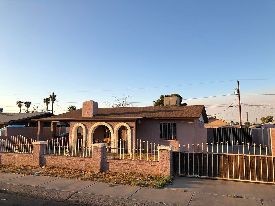 2nd image of 10808 W 4th St