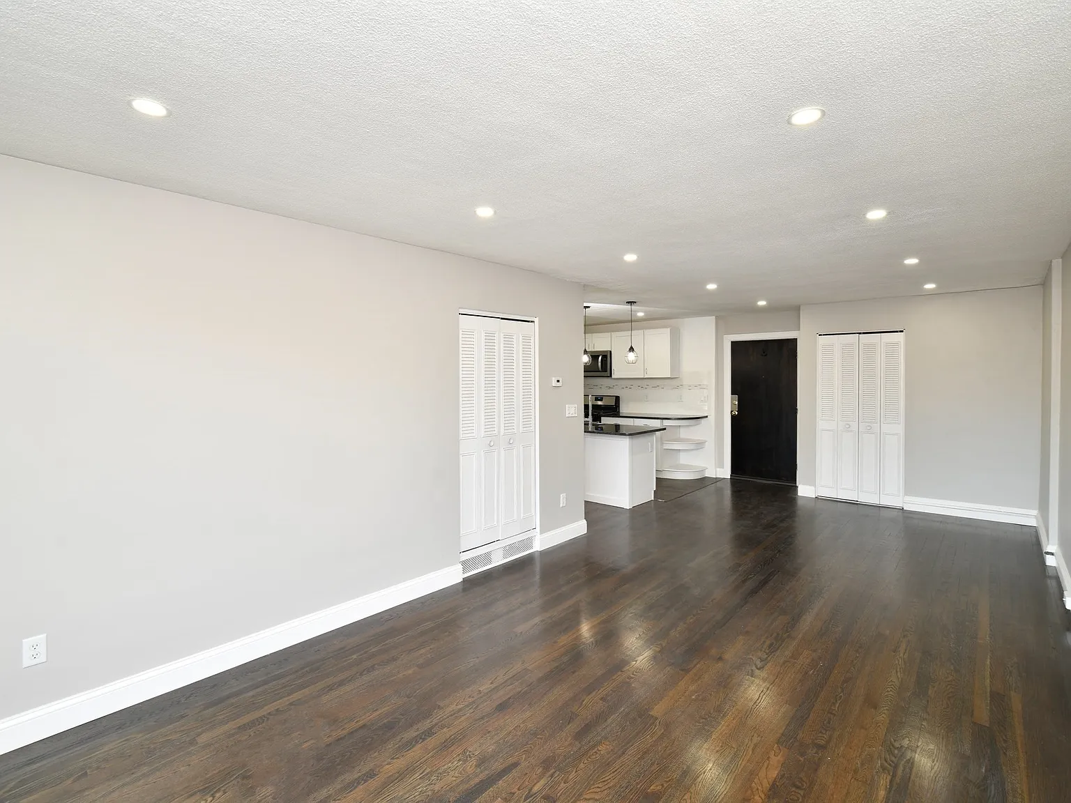 1 bed, 1.0 bath, 655 sqft, $2,300 — Photo 3