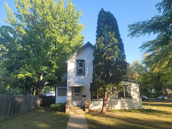 407 E Pine St #4, River Falls, WI 54022