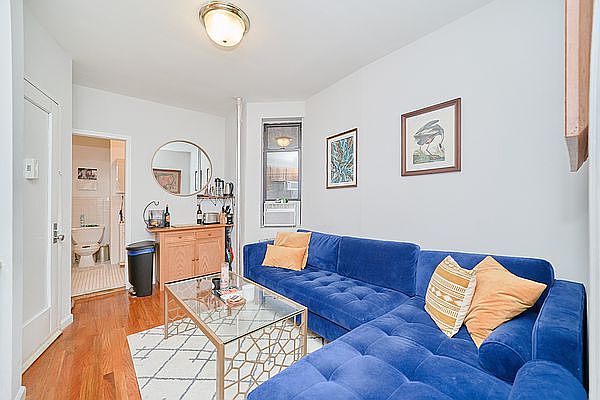 1st image of 454 9th Ave APT 7