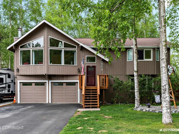 9806 Niltina Ln, Eagle River, AK 99577