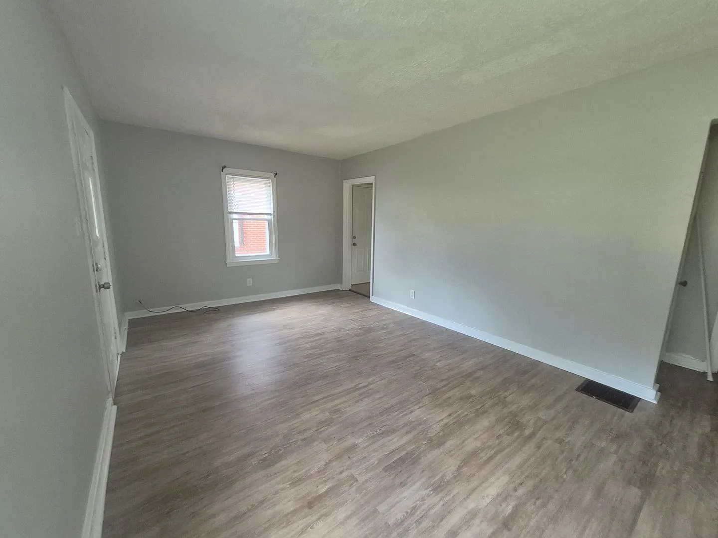 Cozy 3 bedroom house! — Photo 2