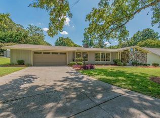 1807 Southmont Dr, Dalton, GA 30720