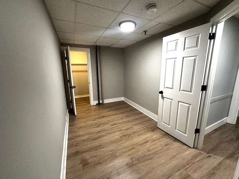 539 Pine St — Photo 17
