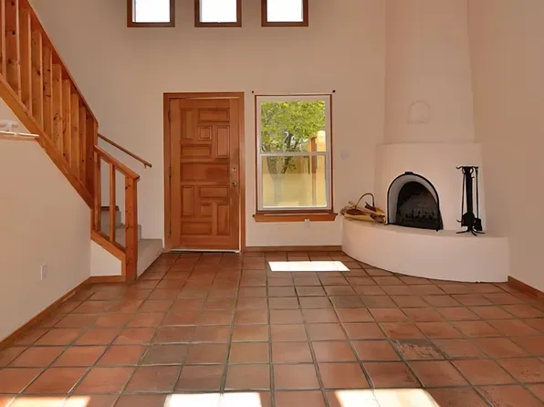 2733 La Bajada, Santa Fe, NM 87505
