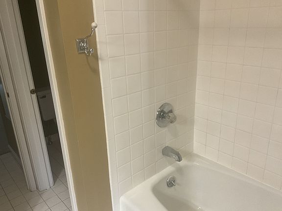 5th image of 71 Spinnaker Way #71