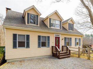 324 Wilton Rd E, Ridgefield, CT 06877