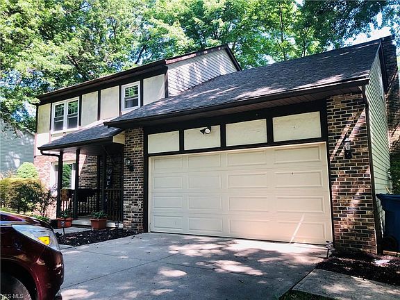 4th image of 1545 Newport Dr