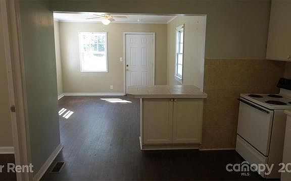 4th image of 2755 Penny Park Dr
