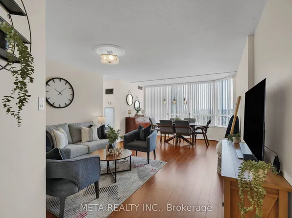 550 Webb Dr #2010, Mississauga, ON L5B 3Y4